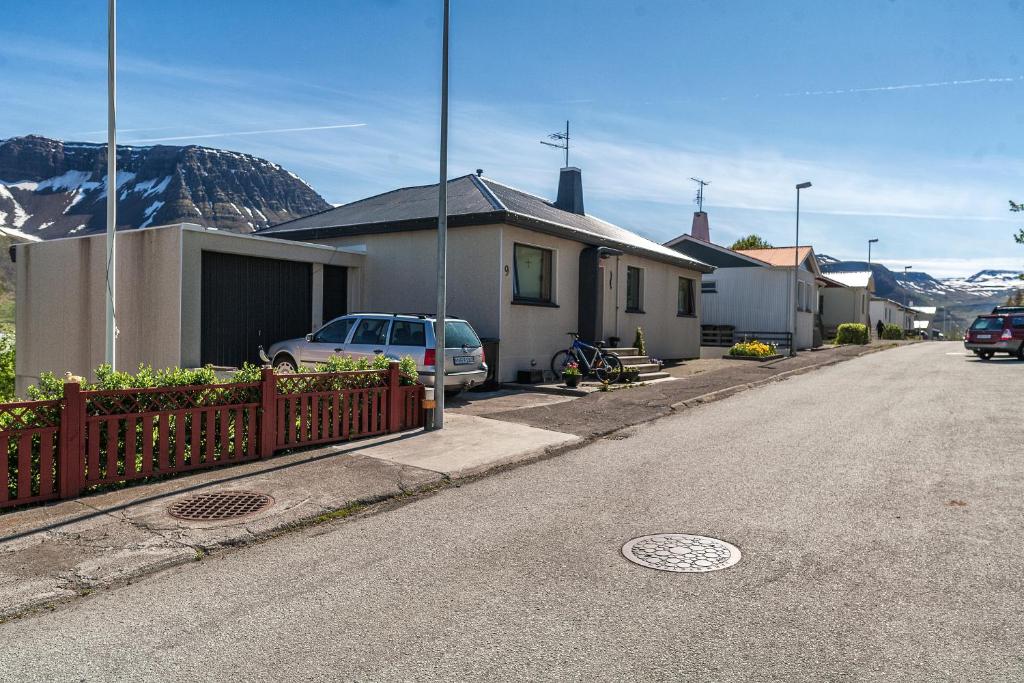 Nespecifikovaný výhled na hory nebo výhled na hory při pohledu z apartmánu