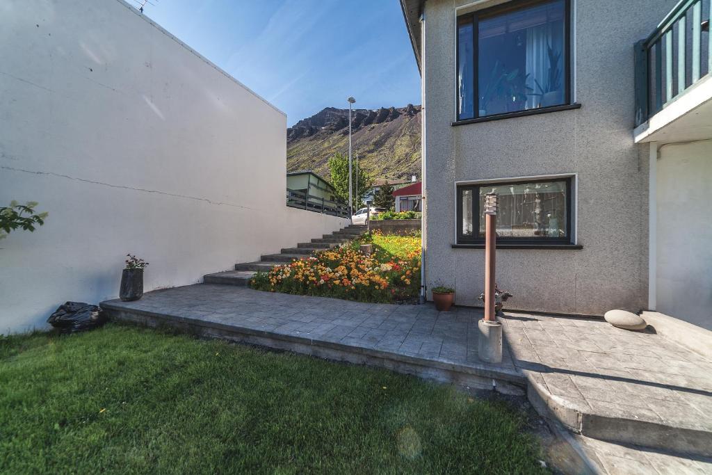 Nespecifikovaný výhled na hory nebo výhled na hory při pohledu z apartmánu
