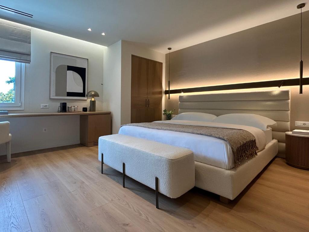 Luxury White Tower Suites - Resim 17