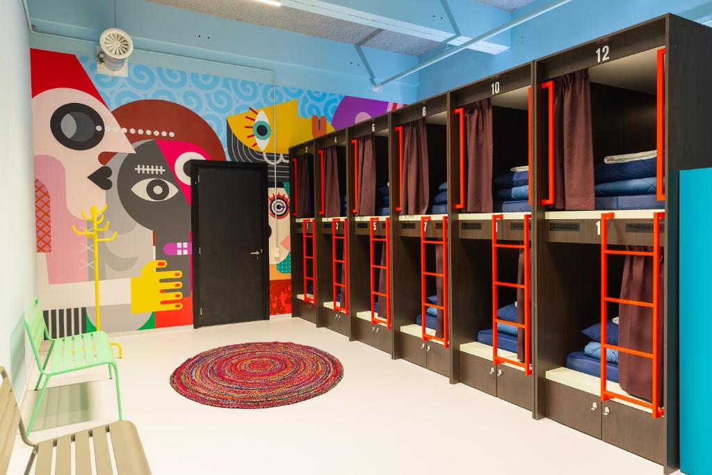 Stayokay Hostel Eindhoven - Resim 5