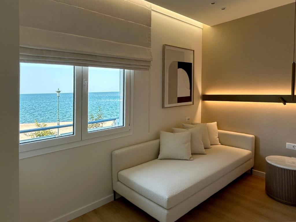 Luxury White Tower Suites - Resim 2