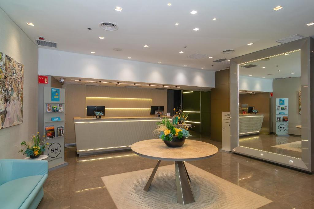 SH Colón Valencia - Resim 30