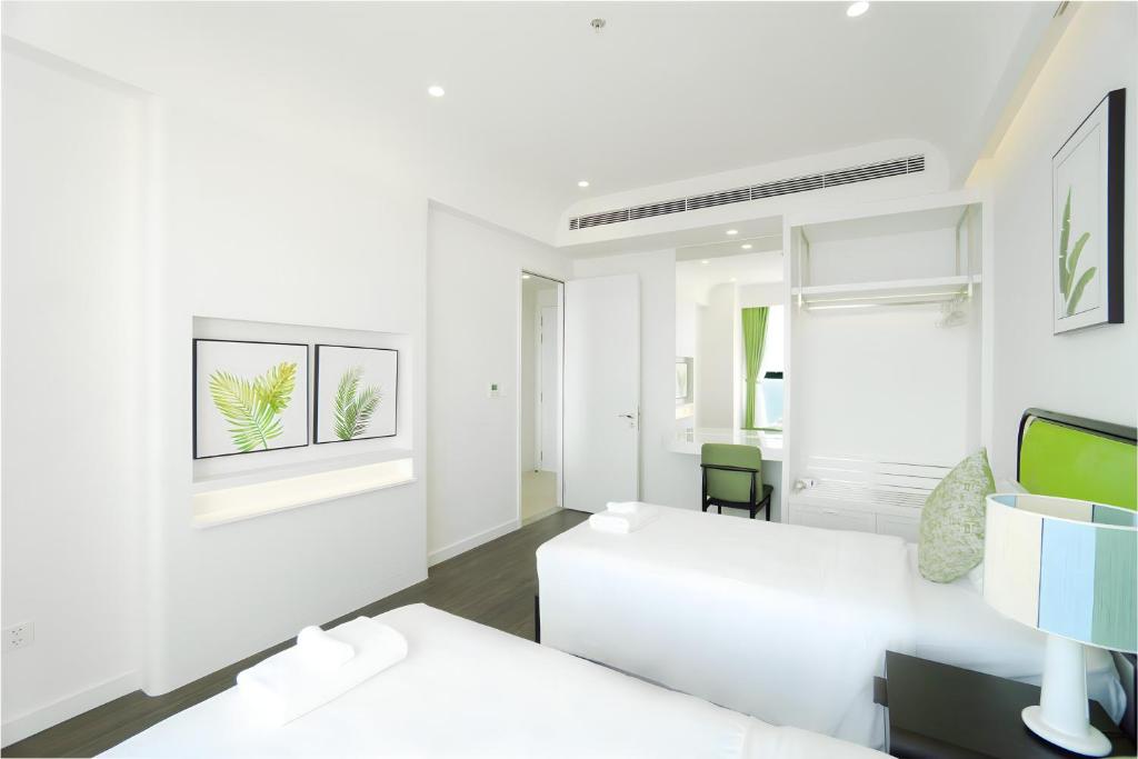 Sole Casa Premium 2BR Apartment w Kiss Bridge View