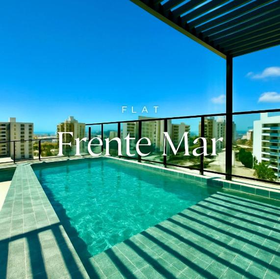 Bazén v ubytování Flat O Melhor De Intermares 150 M Da Praia nebo v jeho okolí