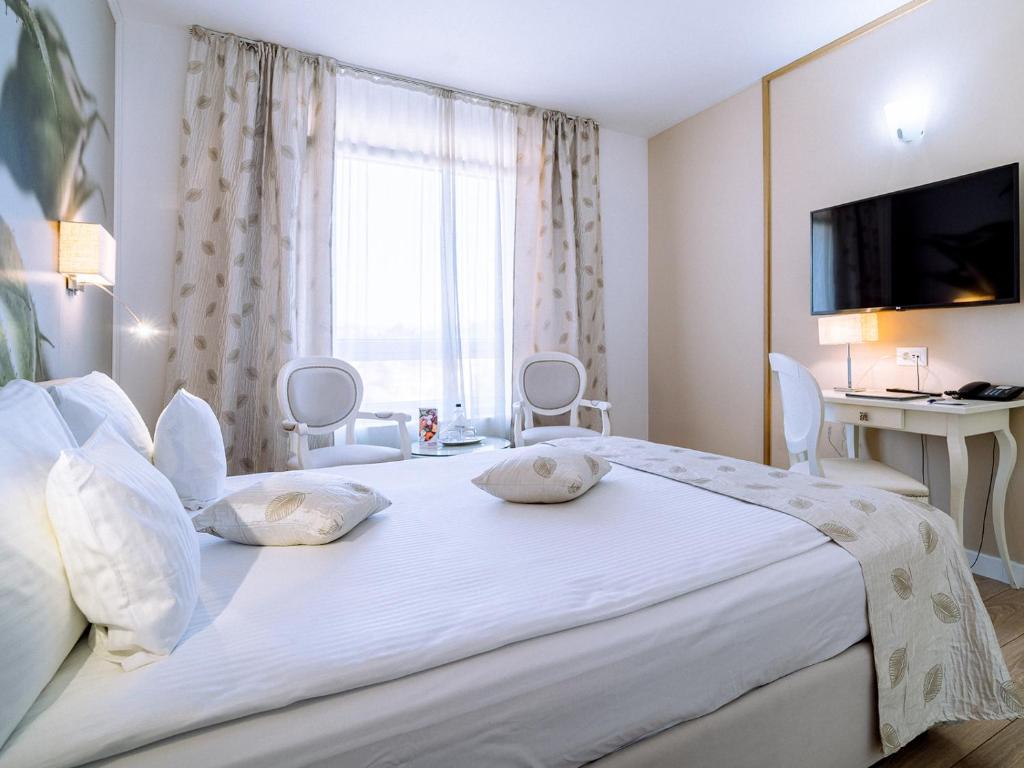 Continental Forum Oradea - Resim 18