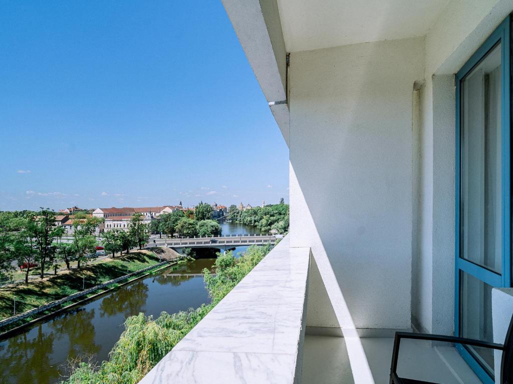 Continental Forum Oradea - Resim 17