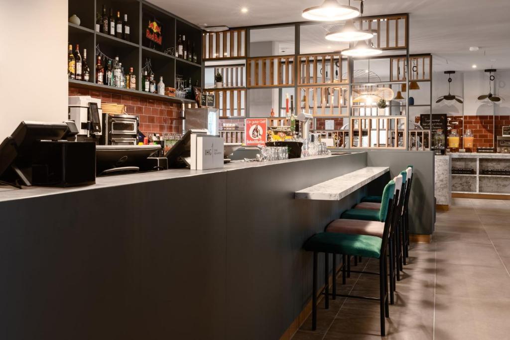 Holiday Inn - the niu, Pax Berlin Airport by IHG - Resim 31