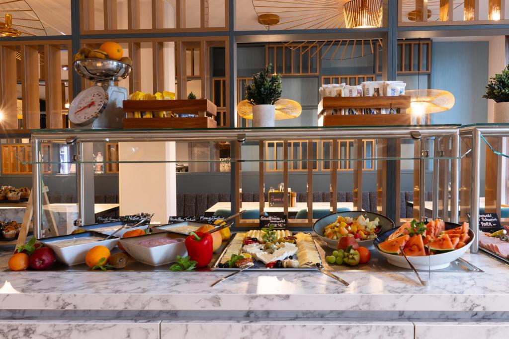 Holiday Inn - the niu, Pax Berlin Airport by IHG - Resim 33