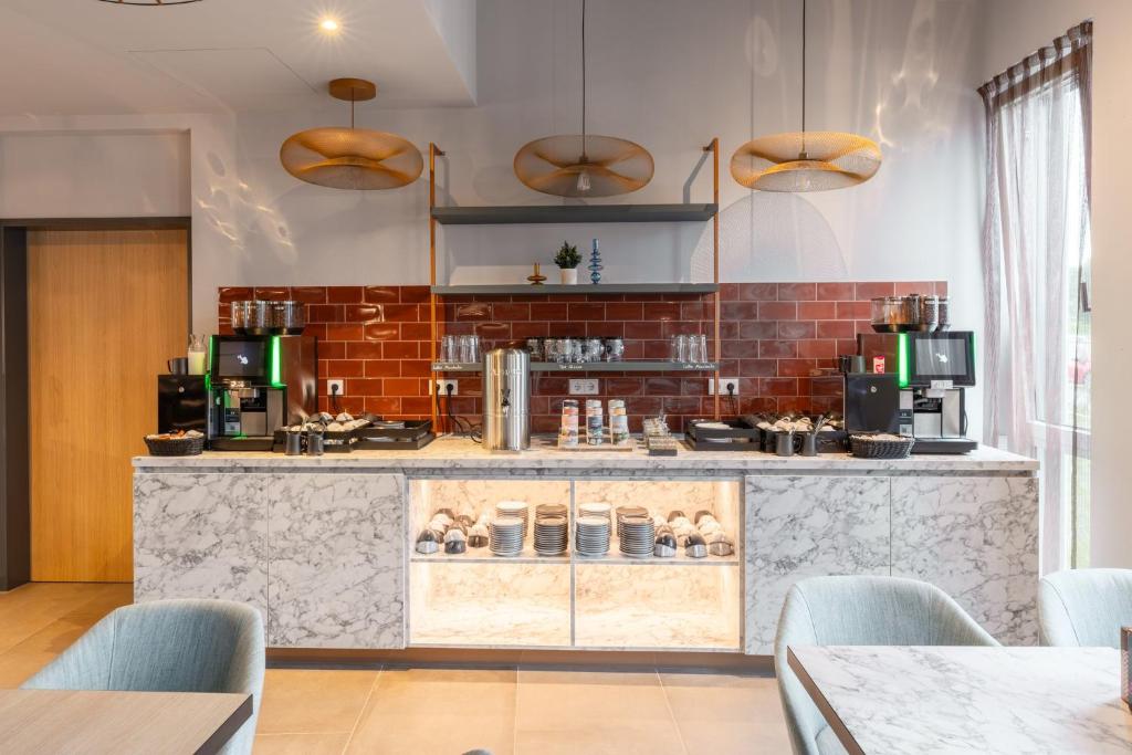 Holiday Inn - the niu, Pax Berlin Airport by IHG - Resim 40