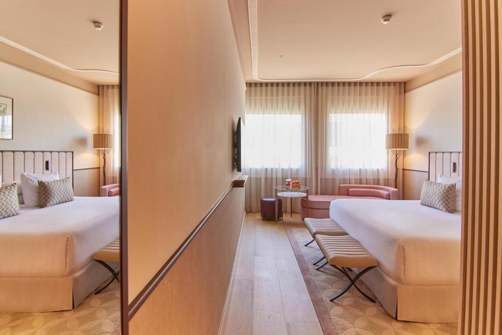 Grand Hotel Central, Small Luxury Hotels - 