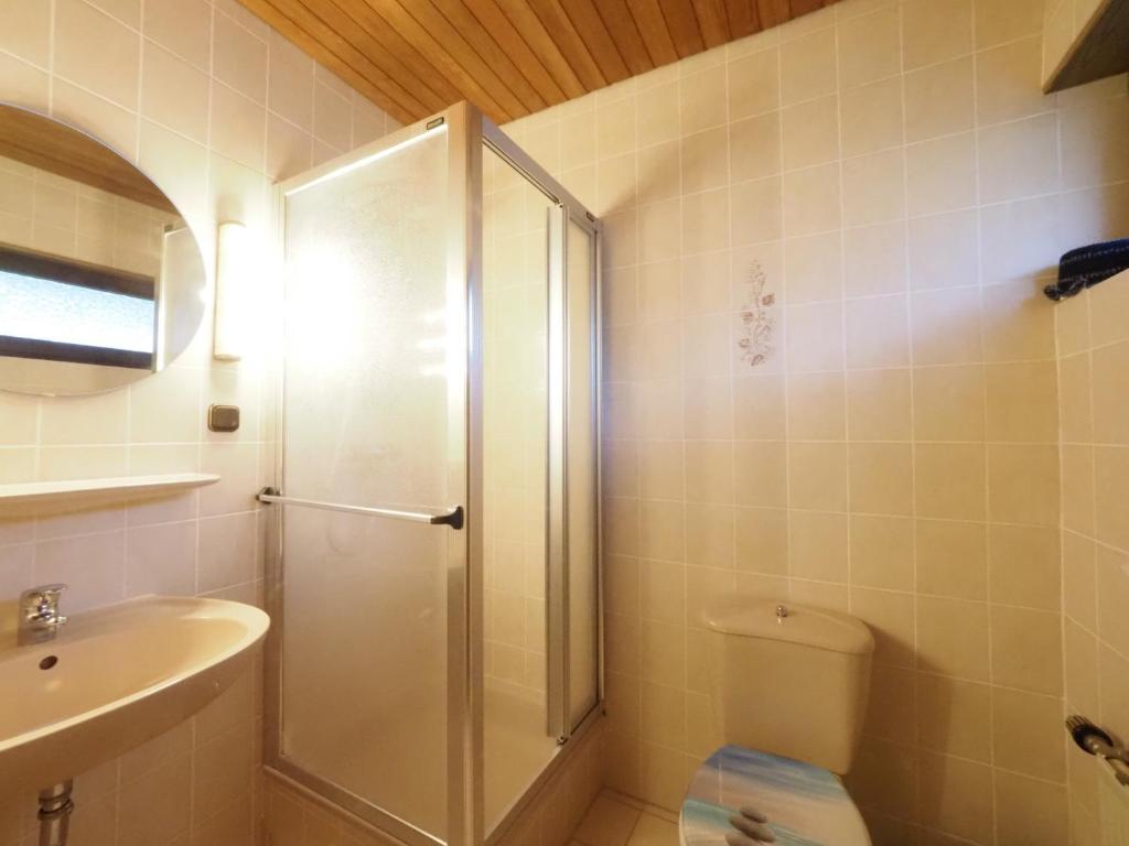 Nibelungen-Stubb mit einer Gemeinschaftsküche - Double Room With Private Bathroom