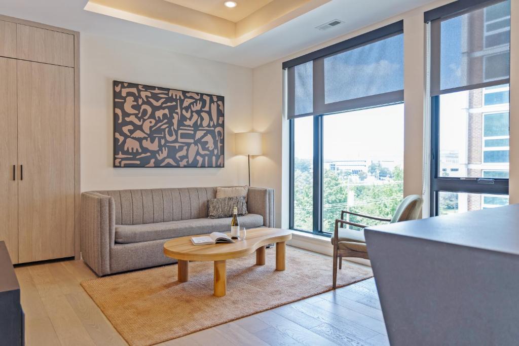 Sosuite at The Onyx - Museum District - One-Bedroom Premium Apartment