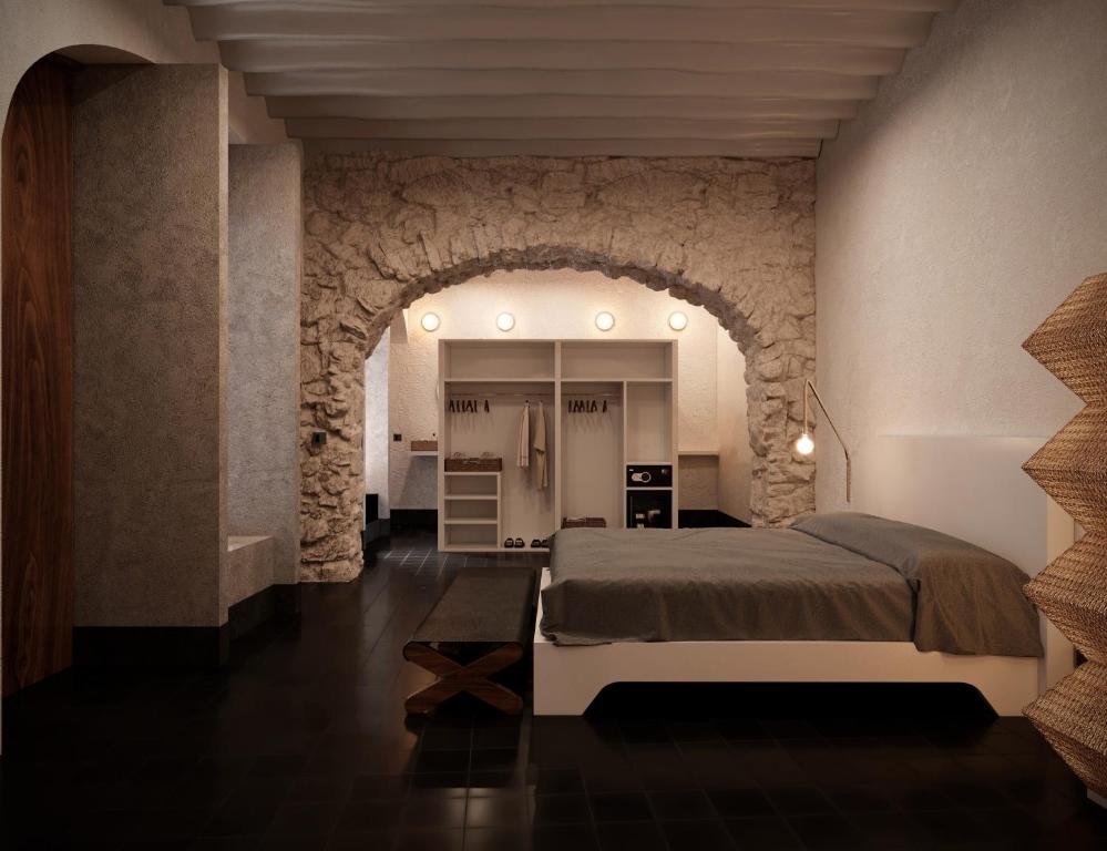 Ένα ή περισσότερα κρεβάτια σε δωμάτιο στο Hotel Sevilla