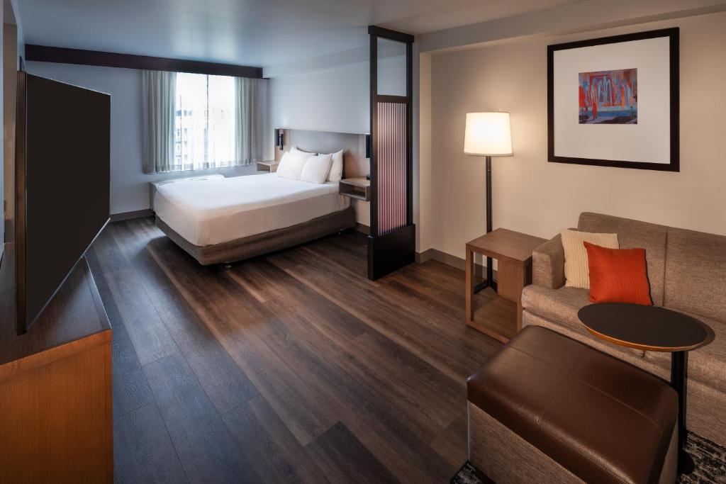 Hyatt Place Seattle Downtown - 