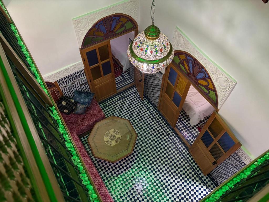 Khu vực ghế ngồi tại M & S Guest House