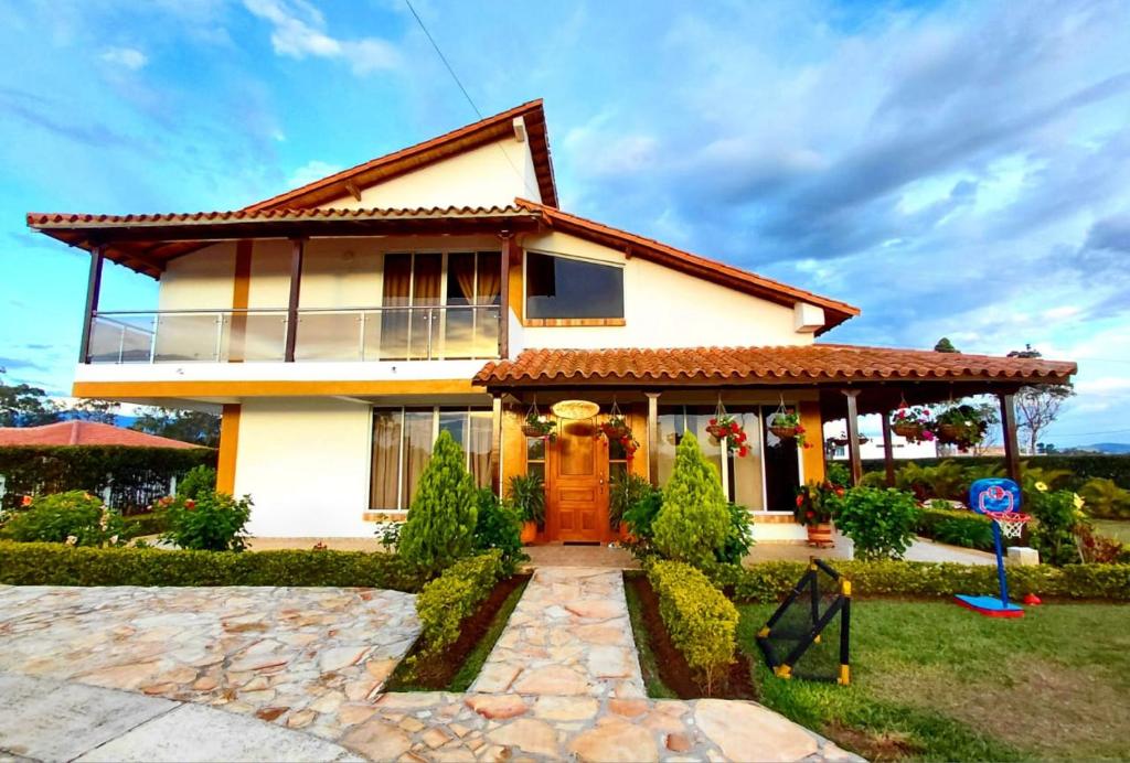 Κήπος έξω από το Mesa de los santos Casa campestre La Victoria