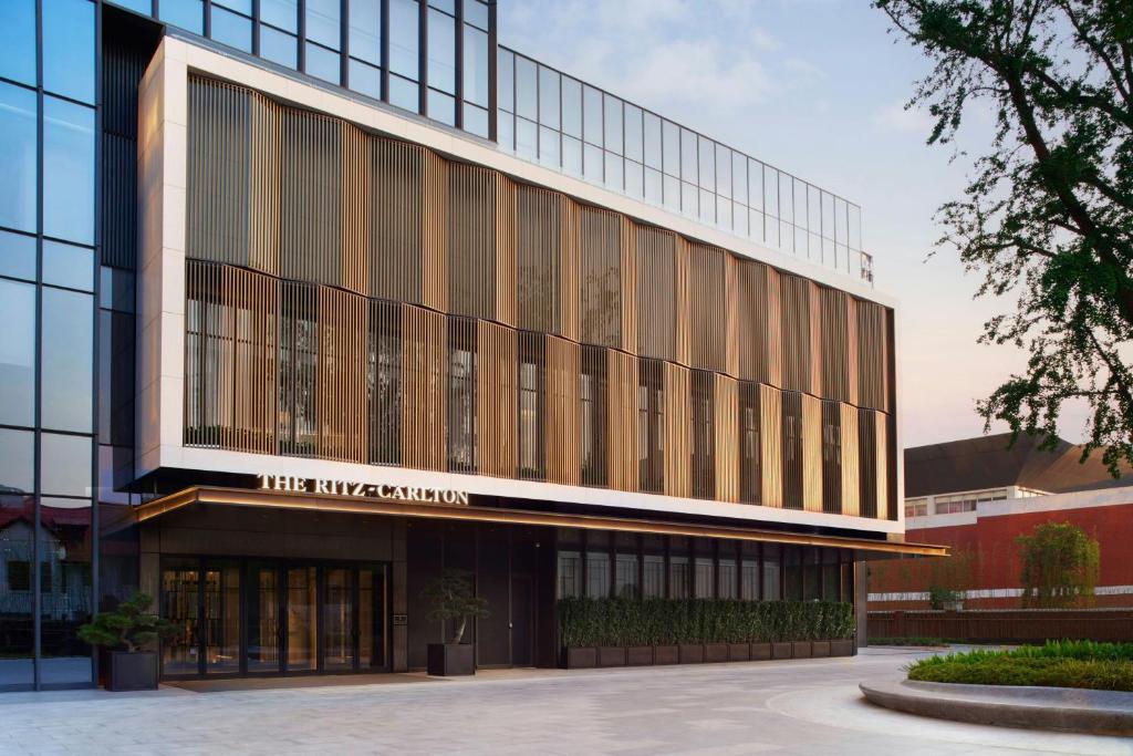 a rendering of the warner building at The Ritz-Carlton, Suzhou in Suzhou