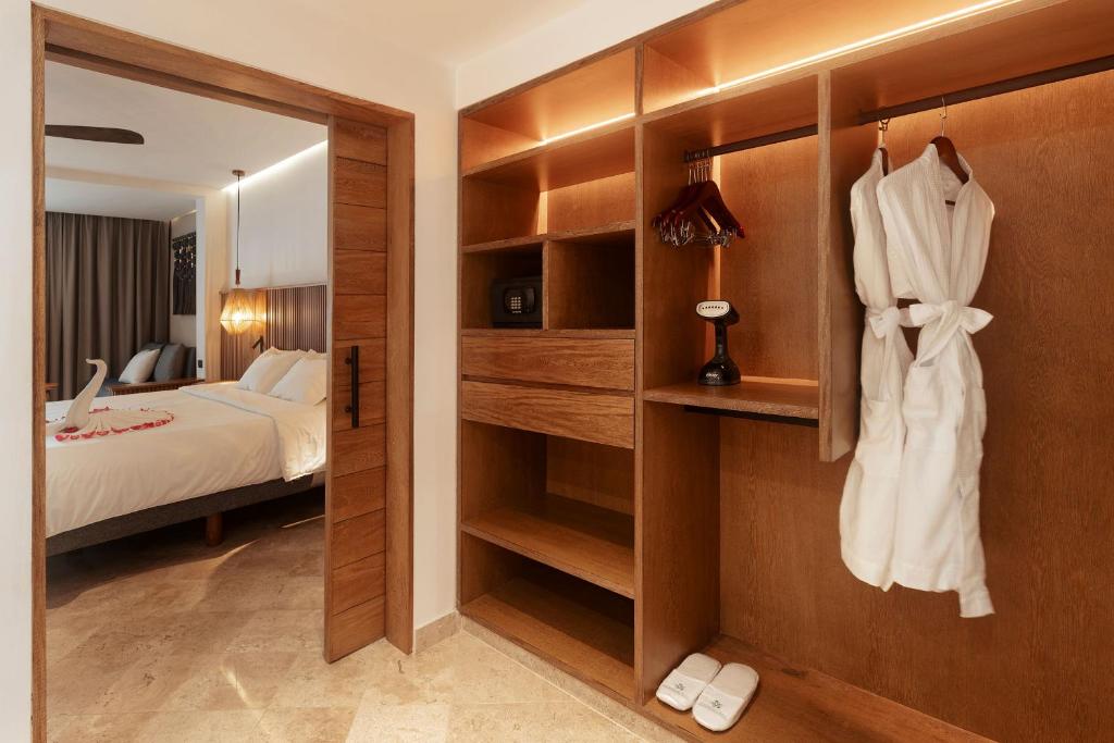 Akumal Bay Beach & Spa Resort