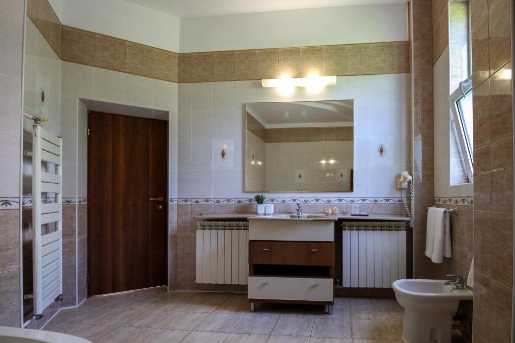 Hotel Roberto Sinaia - Resim 45