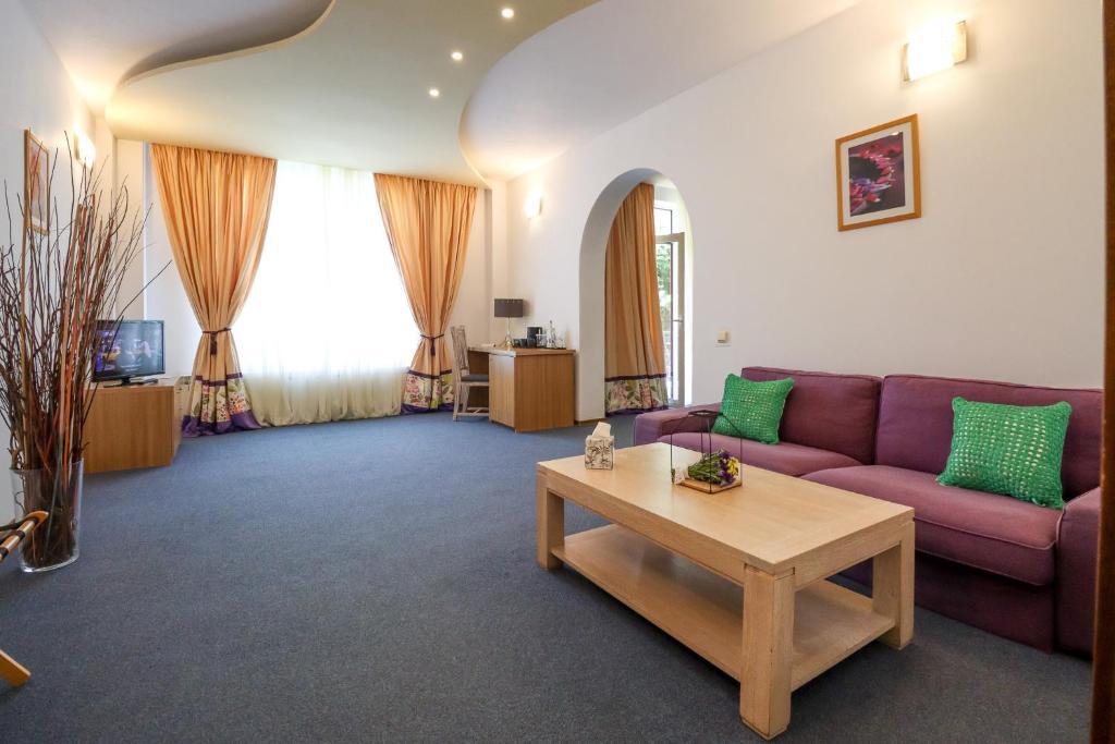 Hotel Roberto Sinaia - Resim 39