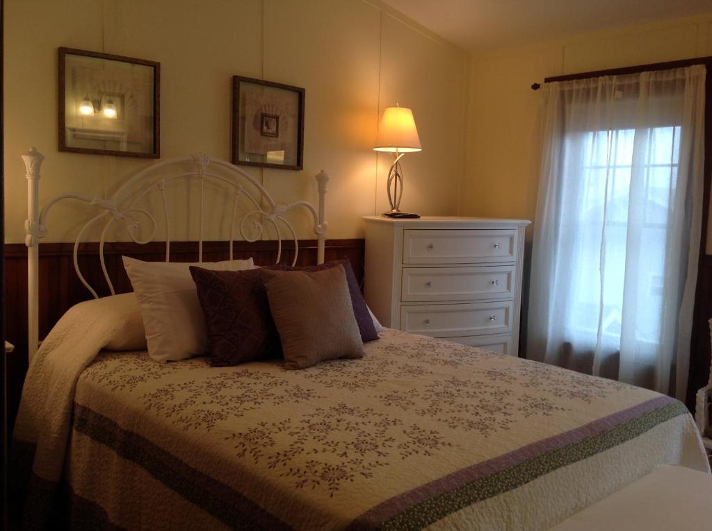 The Rebekah Inn photo