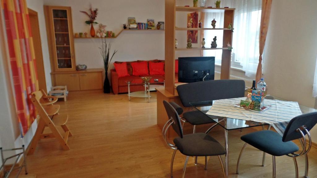 Haus Floresa - Apartment With Terrace