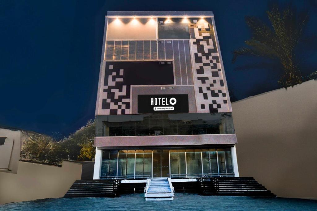 Το κτήριο όπου στεγάζεται  το ξενοδοχείο