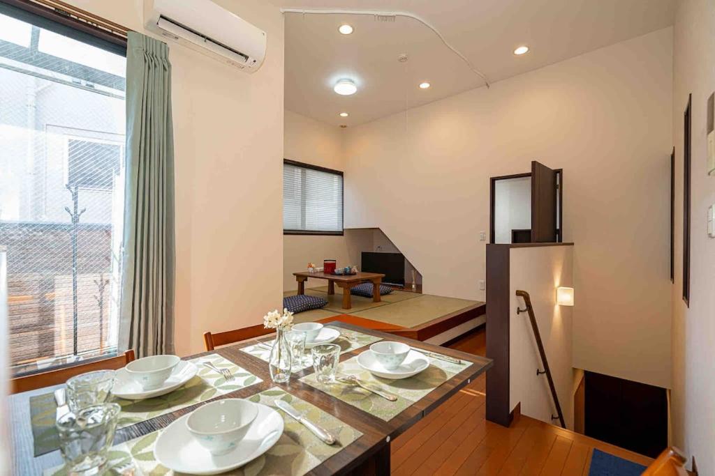 Sky Tree Stay Hotel, 4-minute walk from Keisei Hikifune Station, detached house with parking, very convenient location