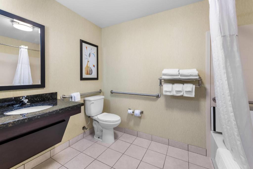 Comfort Suites Knoxville West - Farragut photo