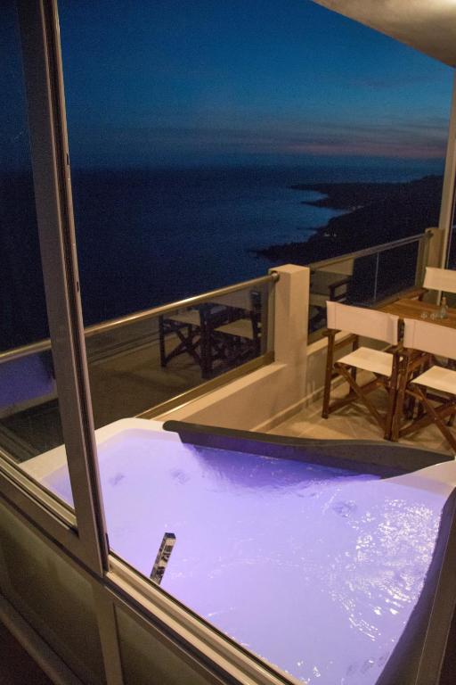 Balkón alebo terasa v ubytovaní Akrotiri Panorama- luxury rental apartments with sea view