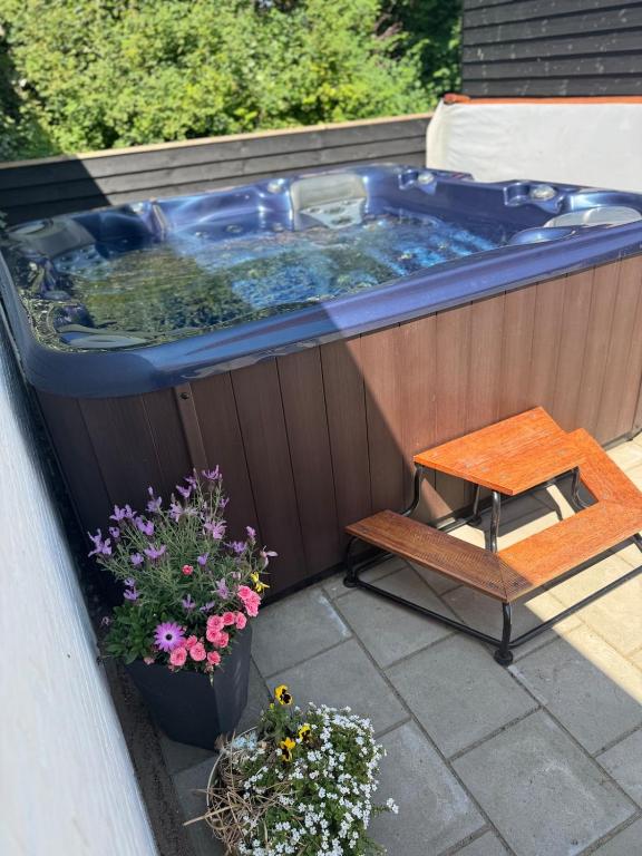 Fotografie z fotogalerie ubytování House 30 minutes from Rømø with outdoor spa v destinaci Løgumkloster