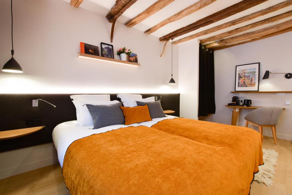 Victoire & Germain - Resim 21