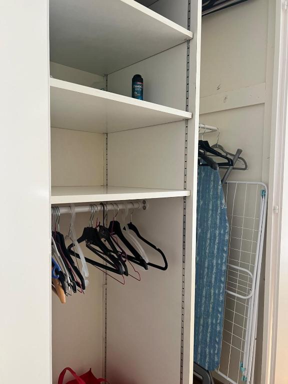 Charming Courtyard Flat - Scandinavian & Central - Resim 8