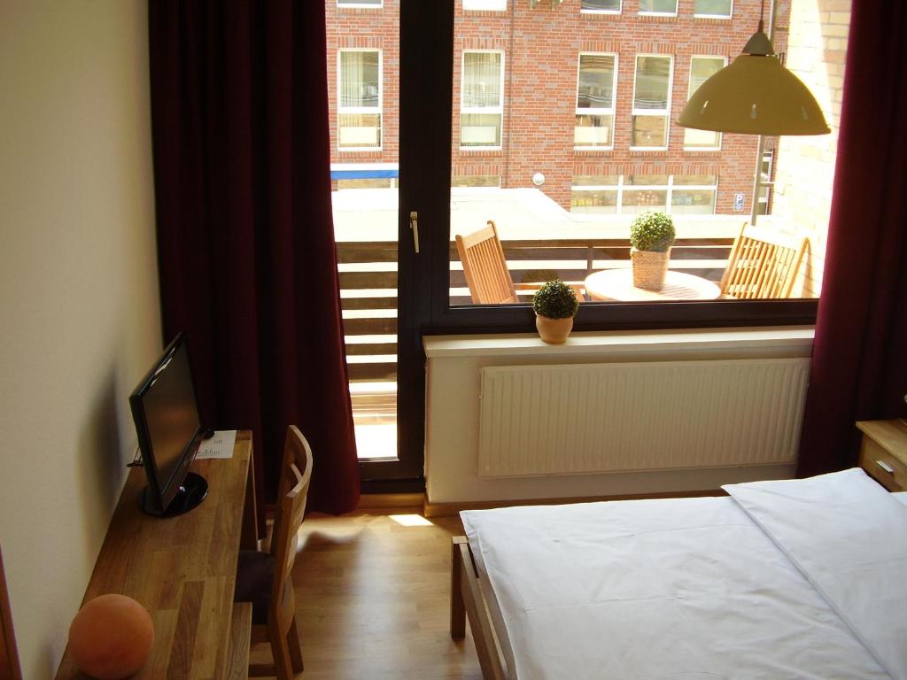 City Hotel Gifhorn - Standard Double Or Twin Room