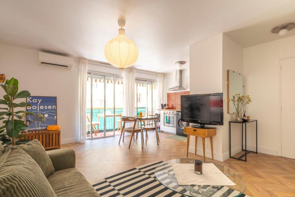 Superbe 2 pièces contemporain au cœur de Nice