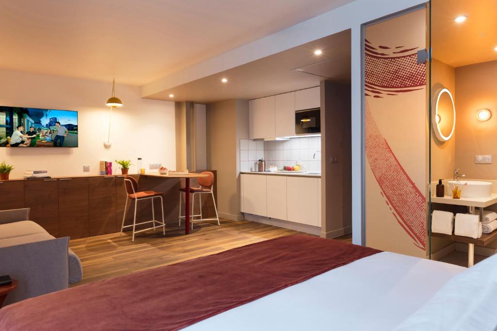 lyf Gambetta Paris - Resim 40