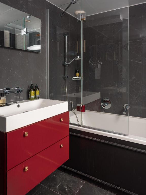 Snob Hotel - Resim 34