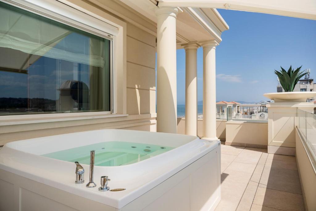 Hotel Corallo - Resim 45