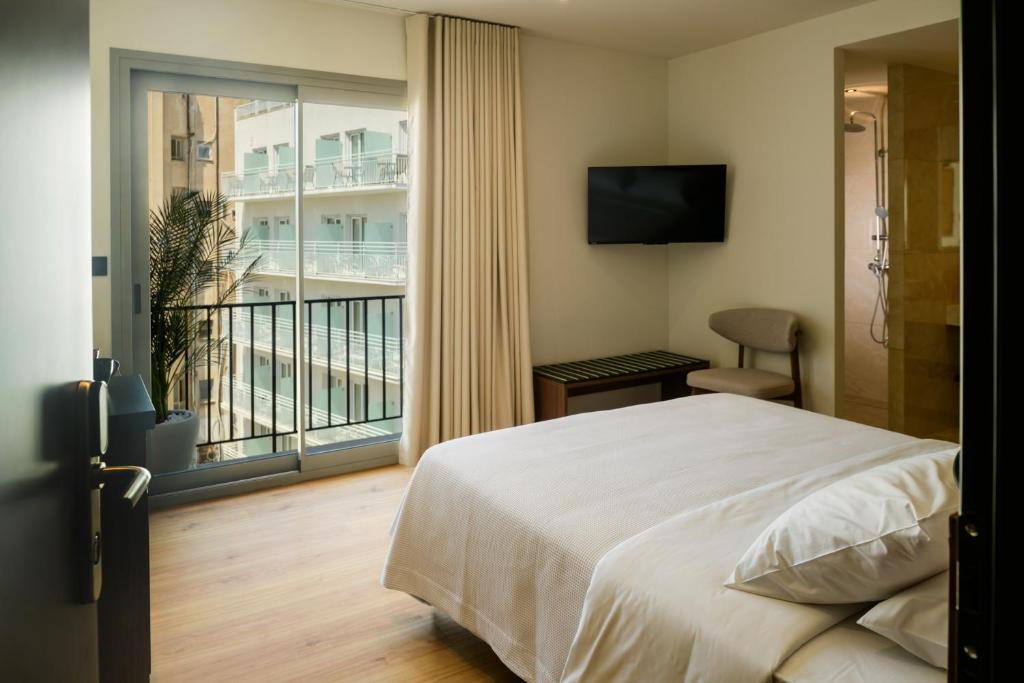 Ermou 26 Hotel - Resim 3