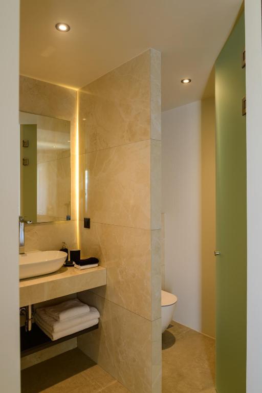 Ermou 26 Hotel - Resim 36