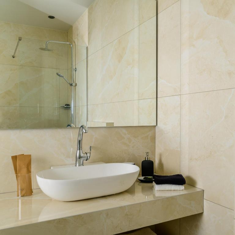 Ermou 26 Hotel - Resim 44