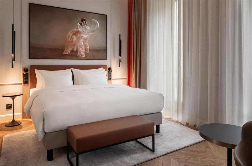 Radisson Collection Hotel, Basilica Budapest - Resim 12