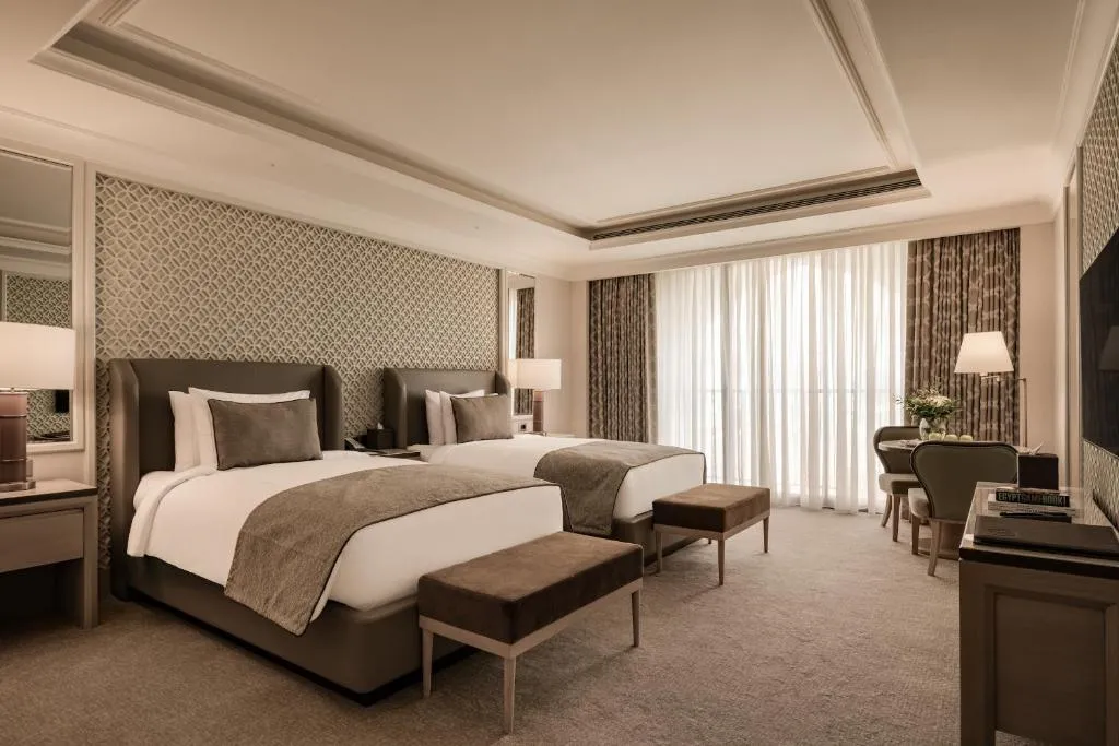 Deluxe Room City View Twin Beds