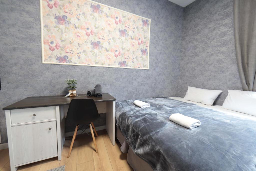 
Triple Room with Private Bathroom
