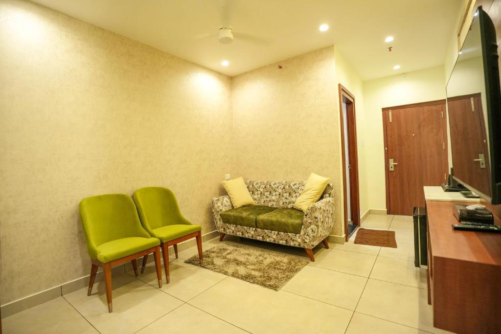Gallery image of PASSIONS HOTEL EDATHUA - Alappuzha in Jāmb