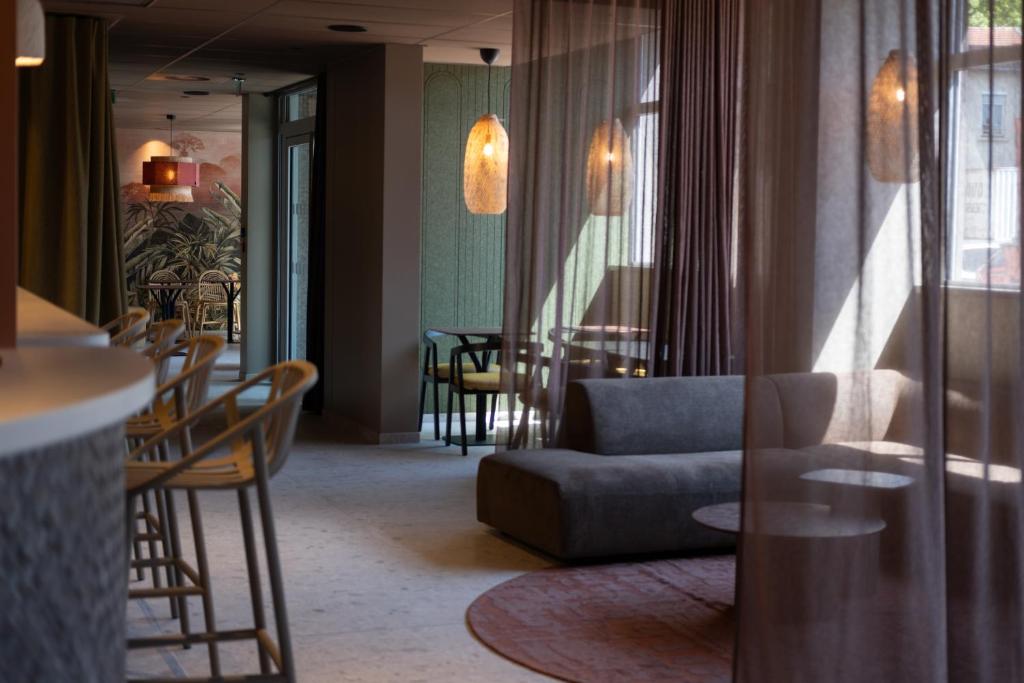 Hotel Oceania Lyon - Resim 1