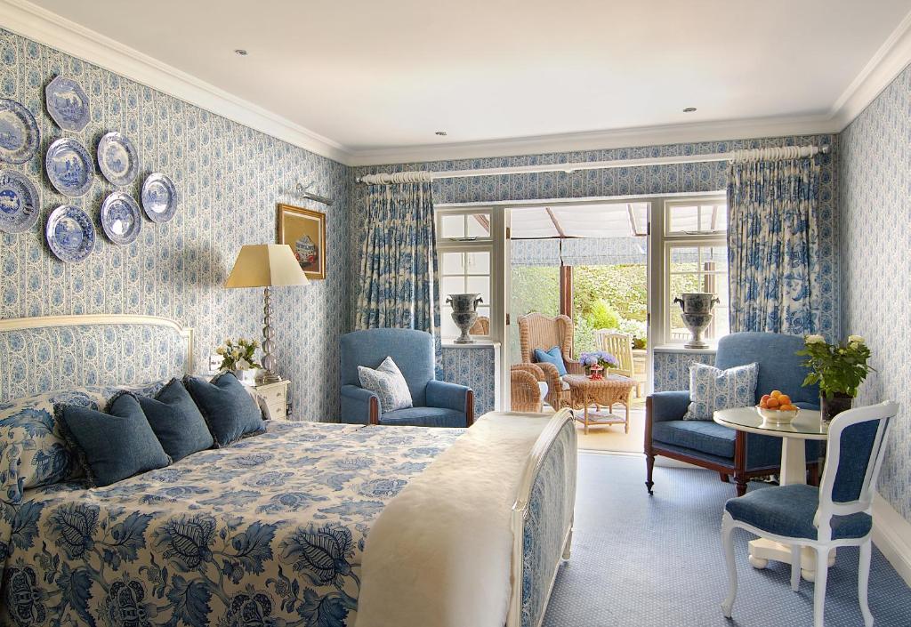 Summer Lodge Country House Hotel - 