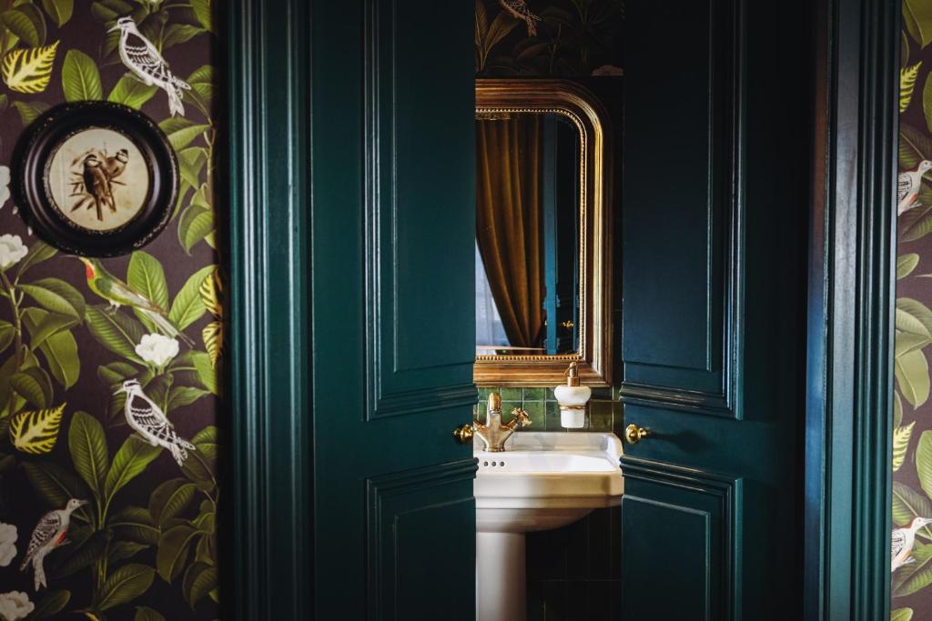 Madame C - Hôtel très particulier - Resim 41