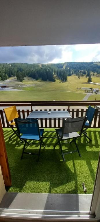 Studio sud au pied des pistes