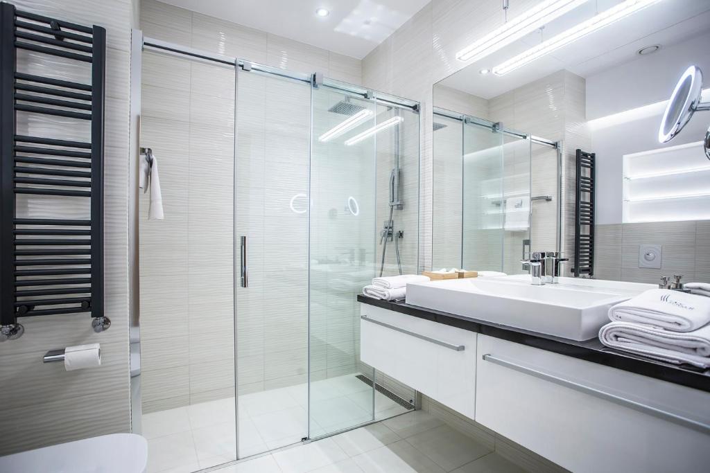 Apartamenty Sky Tower - 19